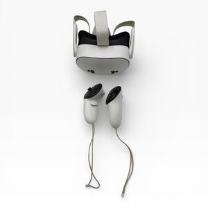 Meta Quest 3S 256GB Standalone All-in-One VR Headset P97